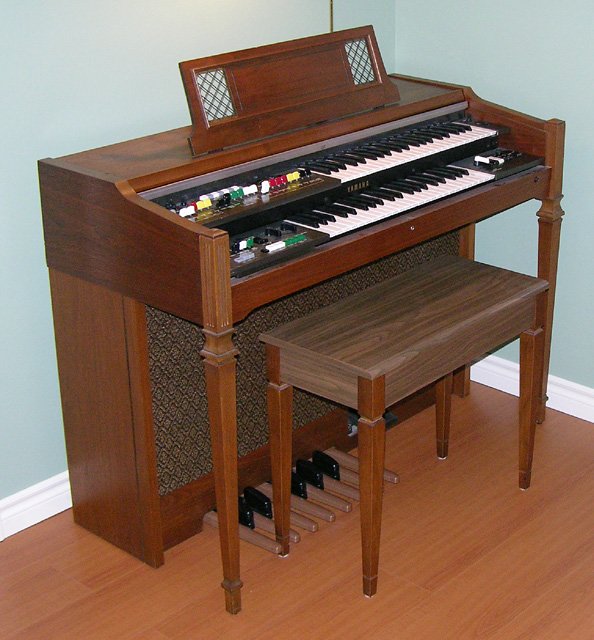 Organ instrument store sound